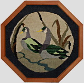 水鳥　縦58㎝　横58㎝